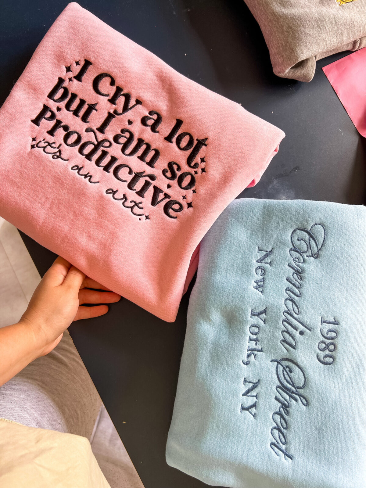 BLUZA - I CRY A LOT - obrazek 3